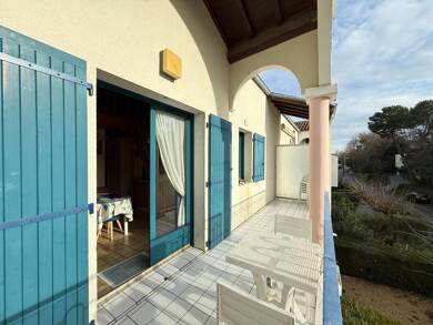 Duplex à vendre 221 490 € 3 pièces 2 chambres 63 m² Dernier étage, Étage 2/2 Vaux-sur-Mer 17640