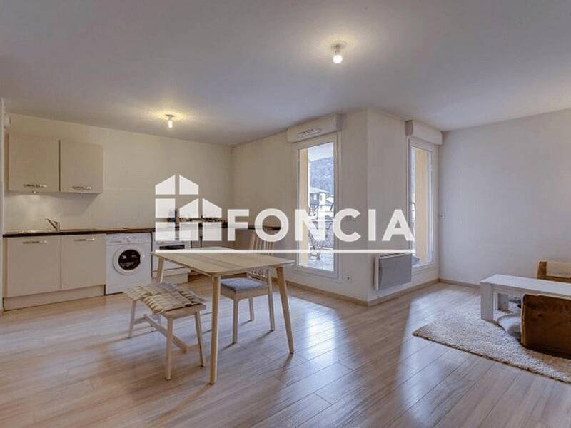 Maison à louer, 46m², GIERES