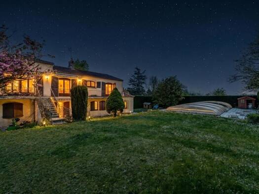 Maison à vendre 665 000 € 7 pièces 6 chambres 266 m² 1 600 m² de terrain Les Coteaux Ramonville-Saint-Agne 31520