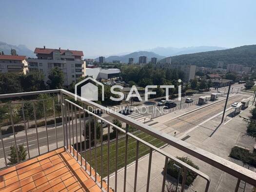 Appartement à vendre 125 000 € 4 pièces 3 chambres 72 m² Étage 4/4 Grand-Galet Le Pont-de-Claix 38800