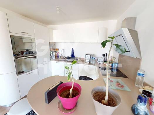 Appartement à vendre 299 000 € 3 pièces 2 chambres 57 m² Étage 5/7 Ivry Port Centre Ivry-sur-Seine 94200