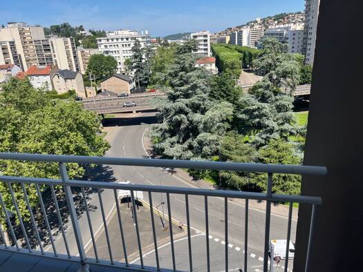Appartement à louer - logement étudiant 475 € 1 pièce 30 m² Étage 7/10 La Métare – Le Portail Rouge Saint-Étienne 42000