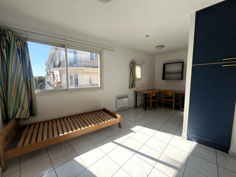 Maison à louer, 18m², NIMES