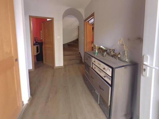 Maison de ville à vendre 189 500 € 4 pièces 3 chambres 97 m² 10 467 m² de terrain Leuhan 29390