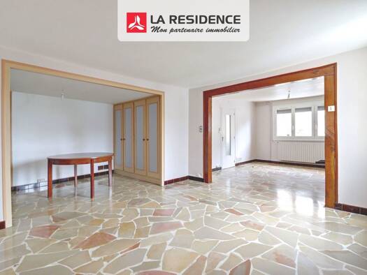 Maison de ville à vendre 125 000 € 5 pièces 2 chambres 100 m² 83 m² de terrain Blois 41000