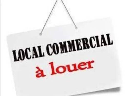 Boutique à louer 1 800 € 2 pièces 82 m² de surface de vente Yerres 91330