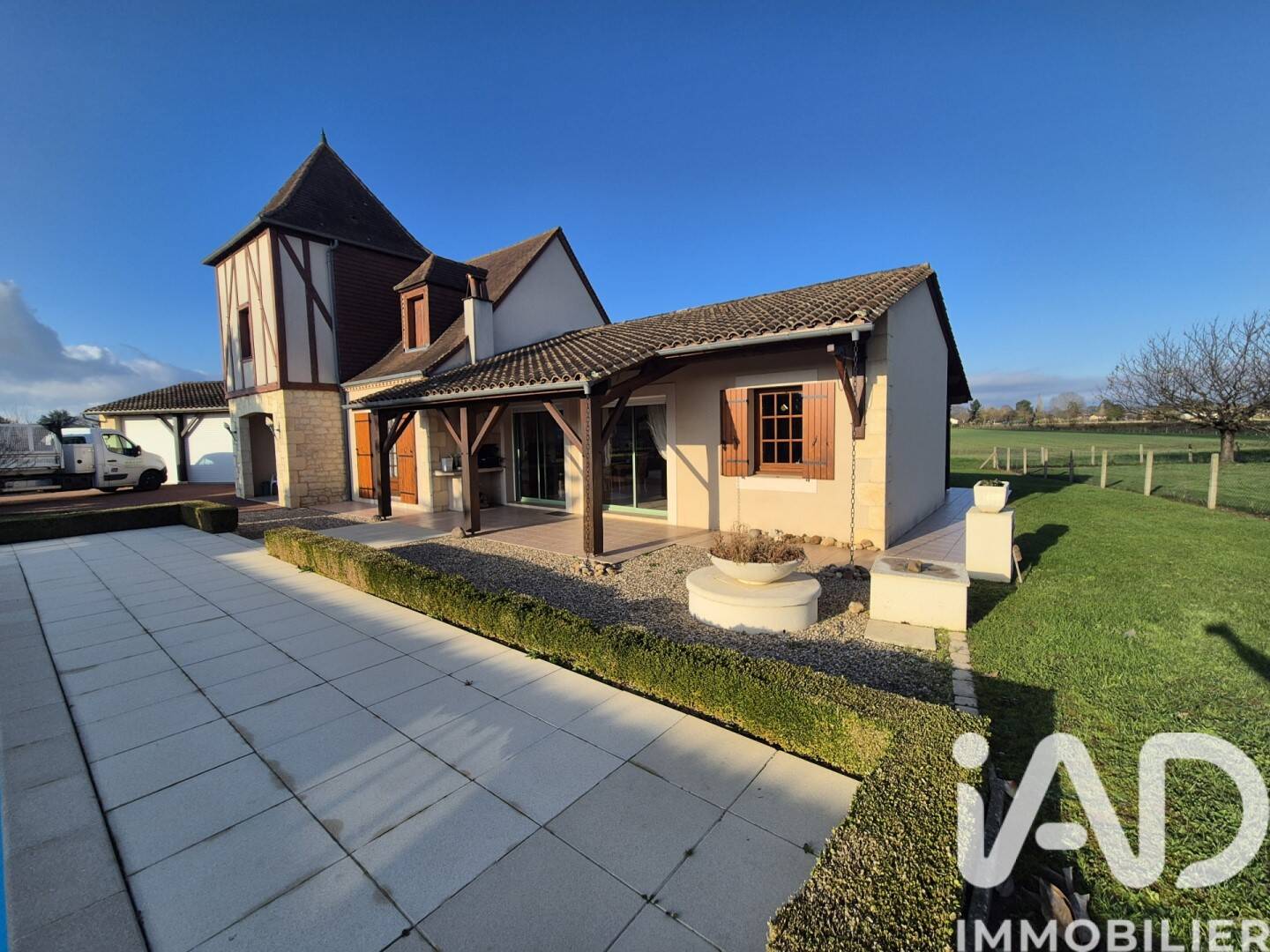 Maison à vendre, 191m², LAMONZIE SAINT MARTIN