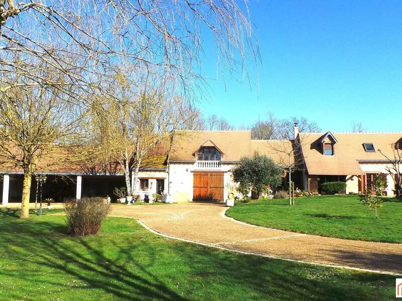Maison à vendre, 197m², LA MEMBROLLE SUR CHOISILLE