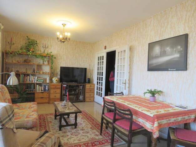 Appartement en viager occupé Bouquet 170 000 € 4 pièces 3 chambres 79 m² Étage 8/12 Laënnec-Mermoz Lyon 8ème 69008