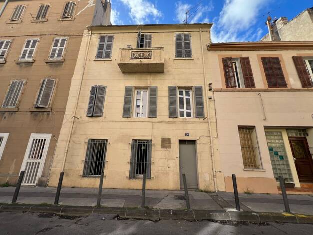 Appartement à vendre 99 000 € 1 pièce 27 m² RDC/3 Le Rouet Marseille 8ème arrondissement 13008