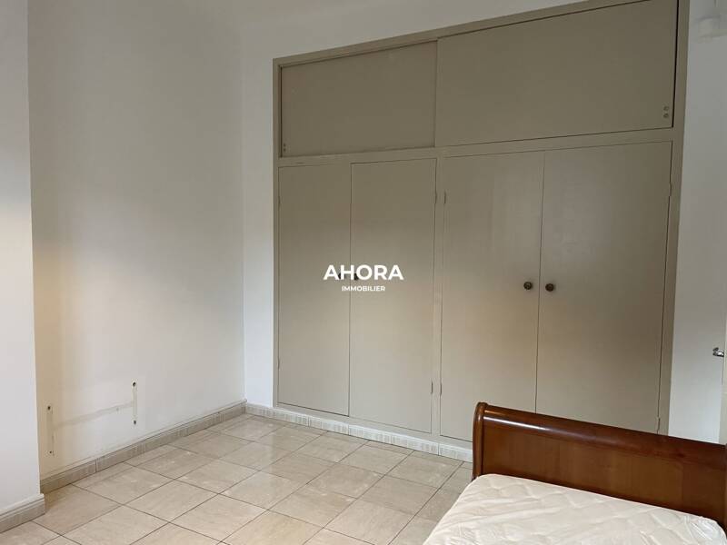 Maison à louer, 40m², MARSEILLE 9E