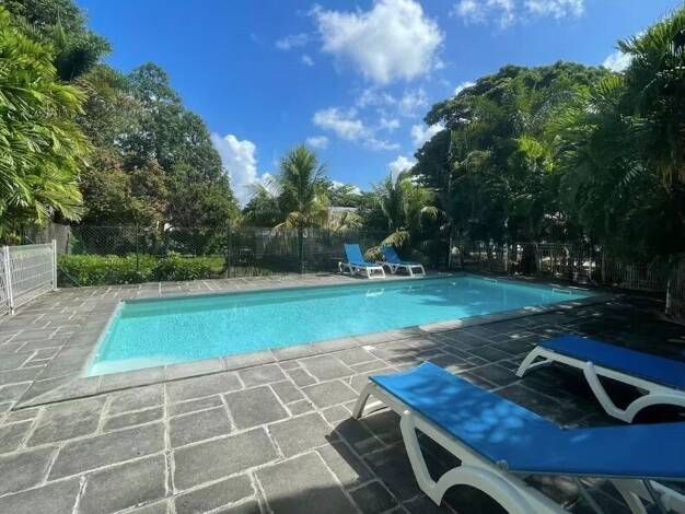 Duplex à vendre 322 500 € 3 pièces 2 chambres 59,4 m² Le Diamant 97223