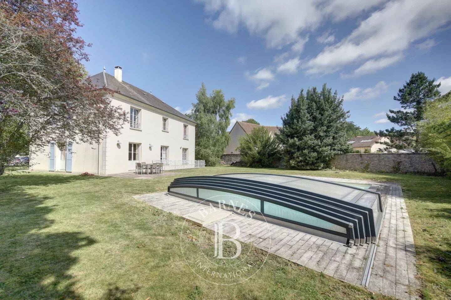 Maison à vendre, 206m², NEAUPHLE LE CHATEAU