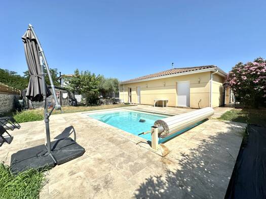 Maison de plain-pied à vendre 389 000 € 5 pièces 4 chambres 116 m² 600 m² de terrain Beautiran 33640