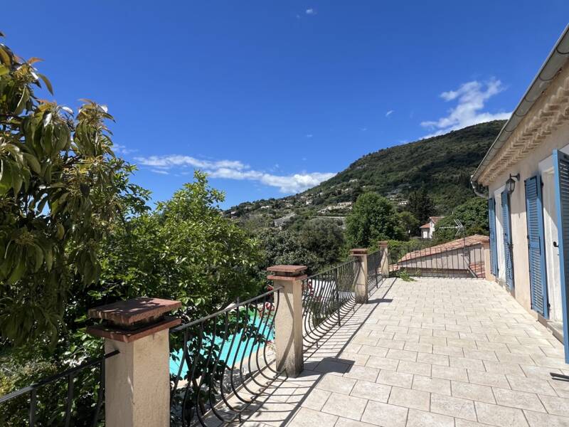 Maison à vendre, 194m², TOURRETTES SUR LOUP
