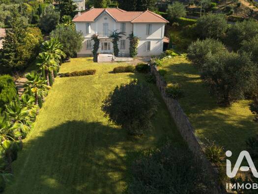 Demeure à vendre 1 200 000 € 6 pièces 4 chambres 179 m² 3 294 m² de terrain Auribeau-sur-Siagne 06810