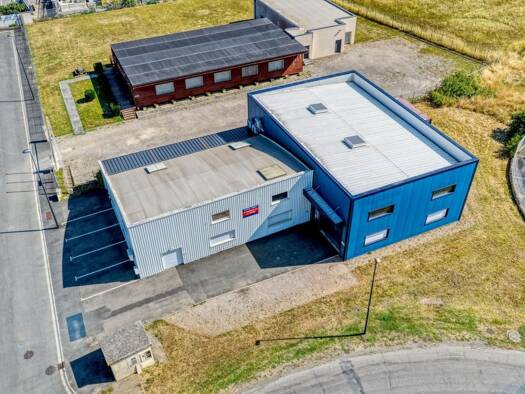 Entrepôt à vendre 589 600 € 750 m² d'espace de stockage Périphérique Ouest Gaillac 81600