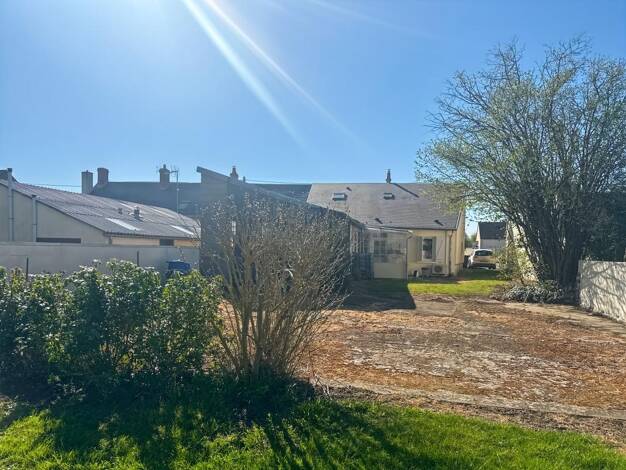 Maison à vendre 233 200 € 5 pièces 3 chambres 137 m² 1 672 m² de terrain Bricy 45310