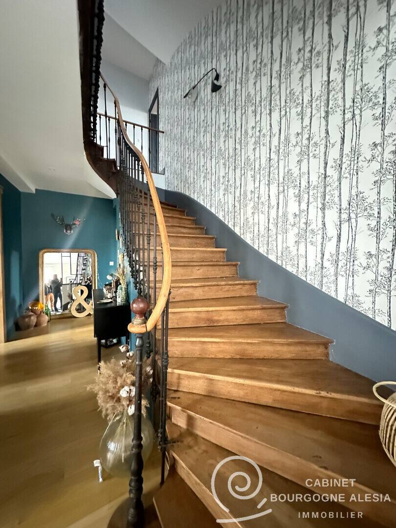 Maison à vendre, 220m², SEMUR EN AUXOIS