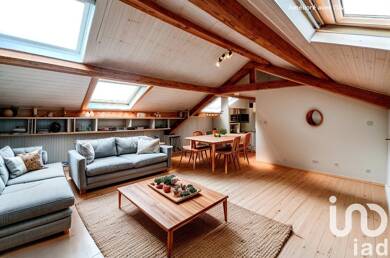 Appartement à vendre 99 000 € 3 pièces 2 chambres 102 m² Dernier étage, Étage 3/3 Centre-Léon Bourgeois Châlons-en-Champagne 51000