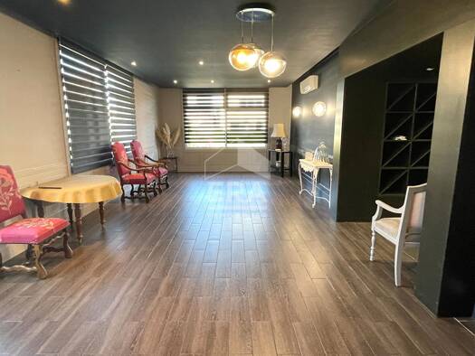 Local commercial à vendre 456 750 € 420 m² de surface de vente Village Sud Téteghem-Coudekerque-Village 59380