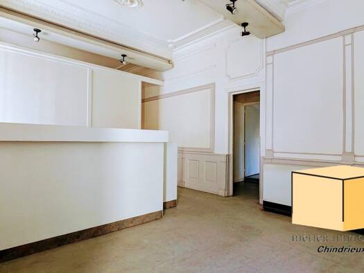 Local commercial à vendre 79 500 € 58 m² de surface de vente Yenne 73170