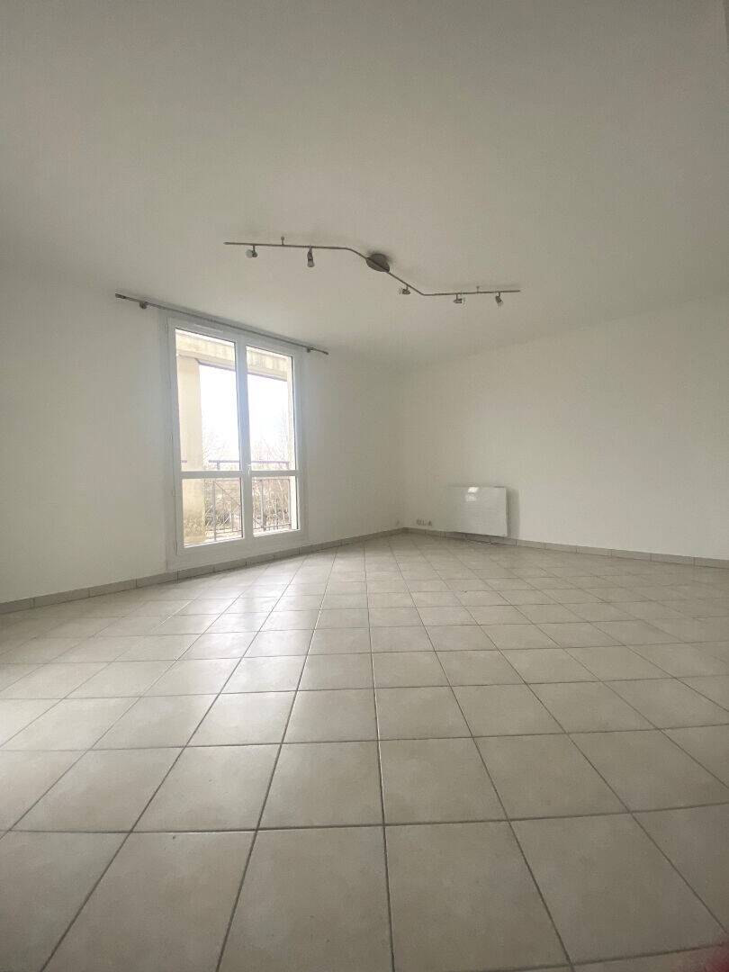 Maison à louer, 69m², MONTIGNY LE BRETONNEUX
