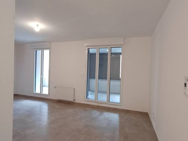 Maison à louer, 74m², LYON 8E