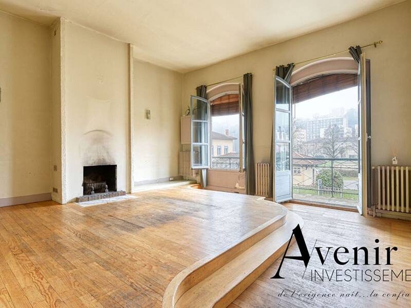 Maison à vendre, 330m², LYON 9E