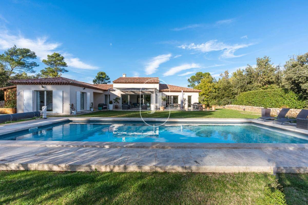Maison à vendre, 292m², FLASSANS SUR ISSOLE
