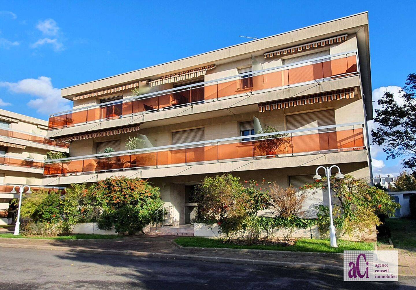 Maison à louer, 27m², BOURG LA REINE