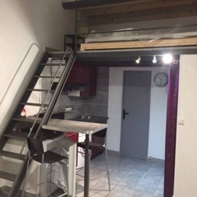Appartement à louer 490 € 1 pièce 22 m² Hôtel de Ville Marseille 2ème 13002