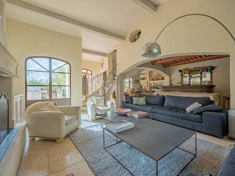 Maison à louer, 353m², AIX EN PROVENCE