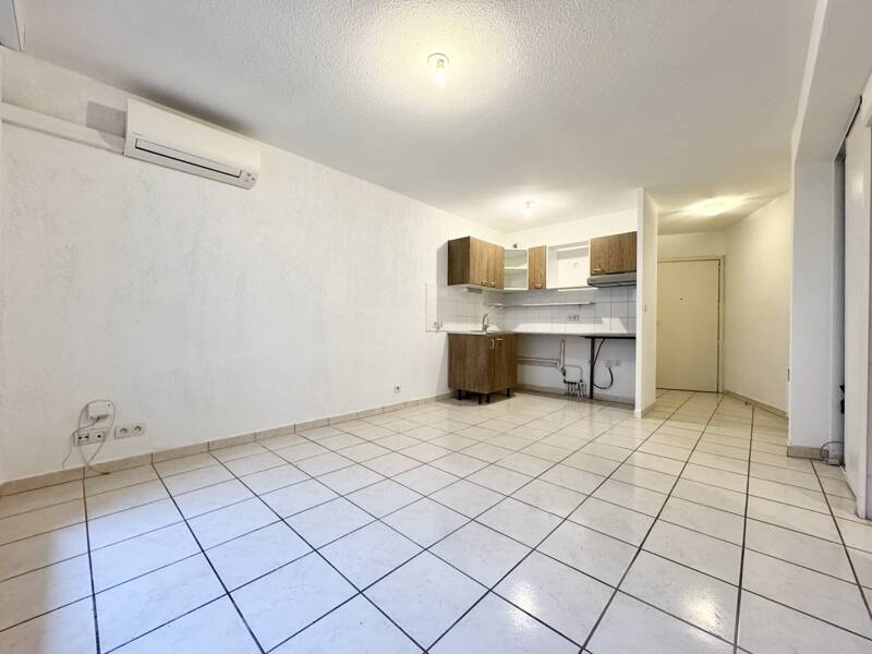 Maison à louer, 37m², NIMES