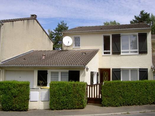 Maison à vendre 585 000 € 6 pièces 4 chambres 115 m² 271 m² de terrain Le Village Montigny-le-Bretonneux 78180