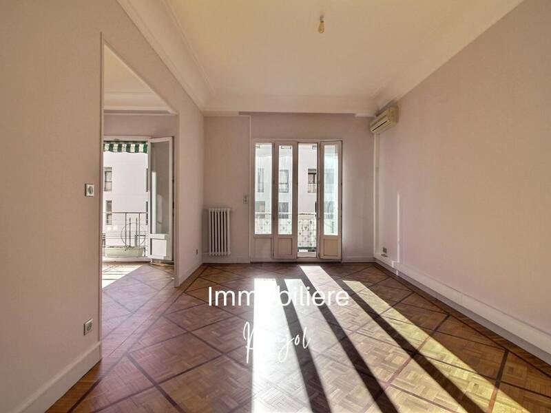 Maison à louer, 61m², MARSEILLE 6E