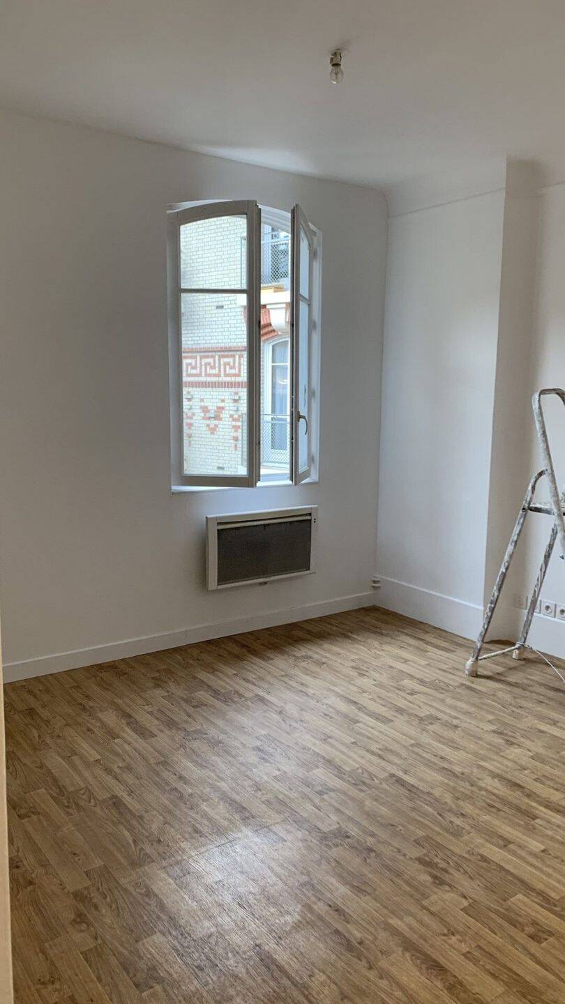 Maison à louer, 42m², LEVALLOIS PERRET