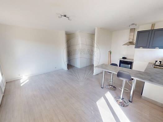 Appartement à louer 900 € 2 pièces 1 chambre 37 m² Franklin Les Pavillons-sous-Bois 93320