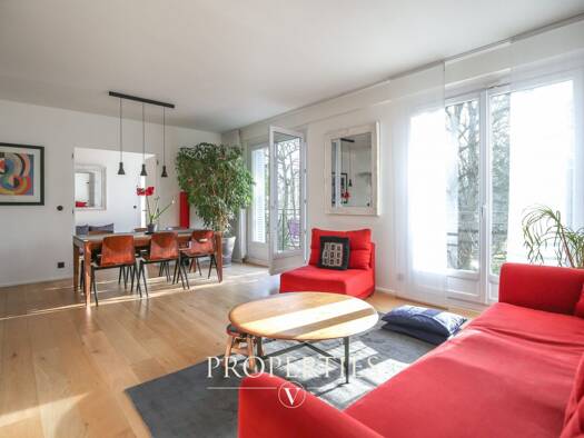 Appartement à vendre 1 650 000 € 6 pièces 3 chambres 123,4 m² Étage 1/3 Diderot-Domaine du Bois Vincennes 94300