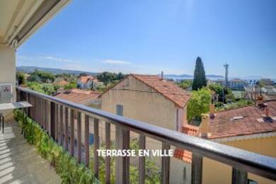 Appartement à vendre 445 000 € 2 pièces 1 chambre 67 m² Dernier étage, Étage 2/2 La Ciotat 13600