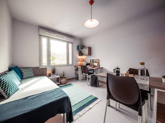Studio à vendre 66 500 € 1 pièce 18 m² Étage 3/4 Parilly-Jules Guesde Vénissieux 69200