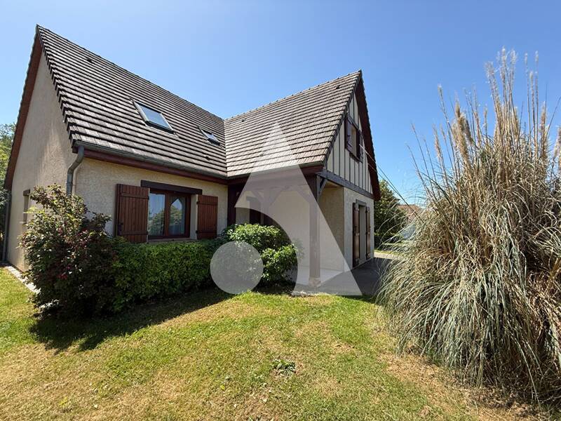 Maison à vendre, 132m², LA CHAPELLE DU BOIS DES FAULX