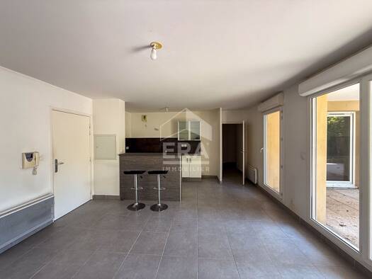 Appartement à vendre 333 000 € 3 pièces 2 chambres 63 m² Nord Bouc Bel Air 13320