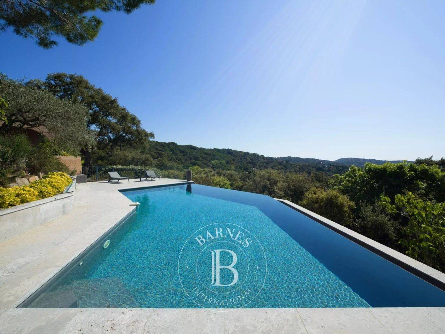 Maison à vendre, 190m², LA CROIX VALMER