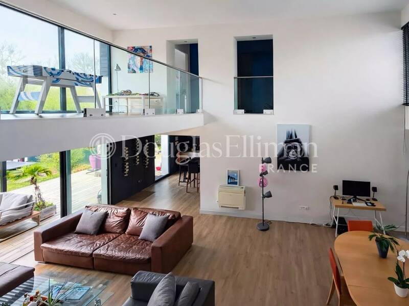 Maison à vendre, 186m², LEOGNAN