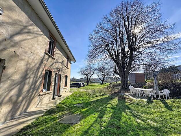 Maison à vendre 249 900 € 5 pièces 3 chambres 184 m² 3 179 m² de terrain Viriville 38980