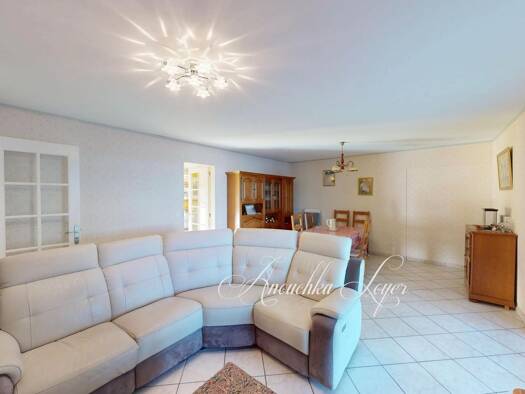 Maison à vendre 295 000 € 9 pièces 4 chambres 280 m² 4 478 m² de terrain Cadillac-sur-Garonne 33410