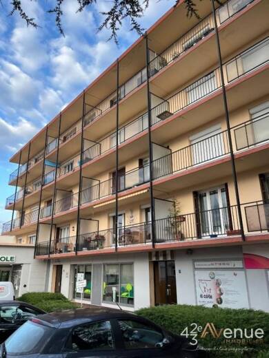 Appartement à vendre 258 500 € 5 pièces 3 chambres 90 m² Étage 2/4 Bourg d'Andrezieux Andrézieux-Bouthéon 42160