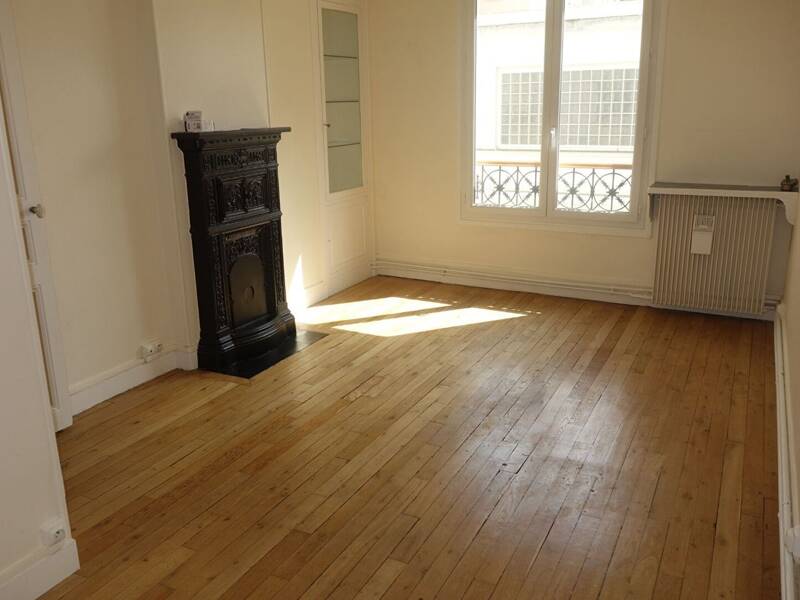 Maison à louer, 46m², PARIS 18E