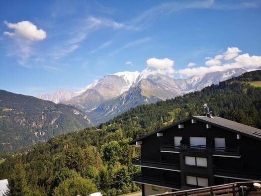 Appartement à louer - logement étudiant 700 € 2 pièces 1 chambre 40 m² Ouest Saint-Gervais-les-Bains 74170